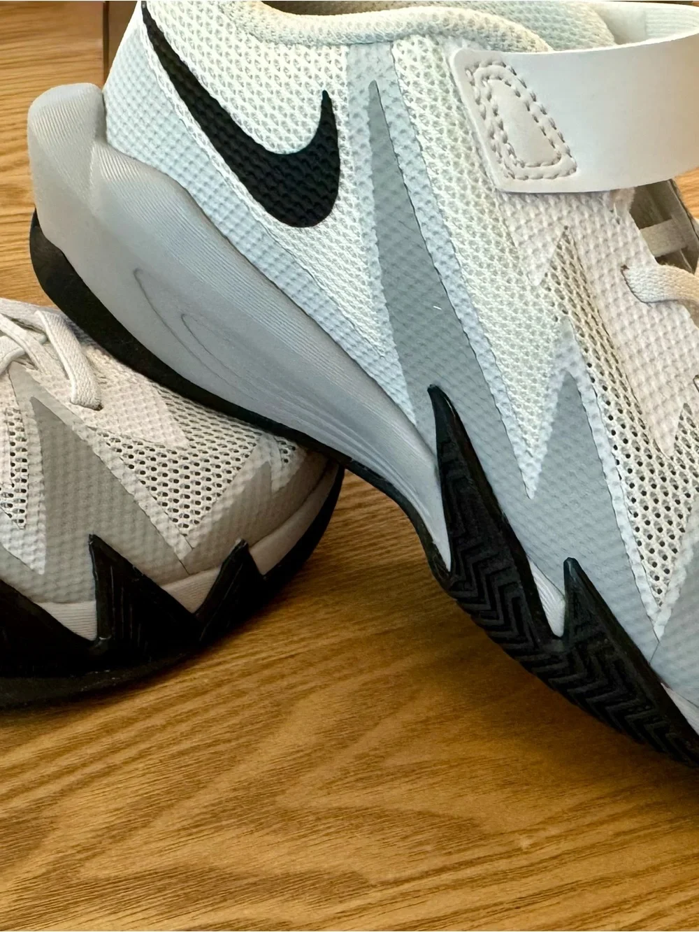 Nike Men’s White and Black Athletic Basketball Shoes